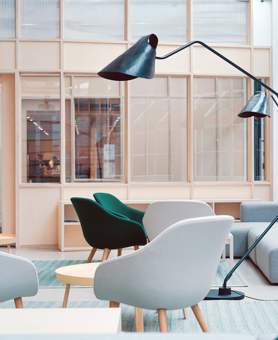 Salle d'attente claire
